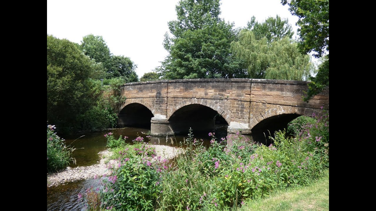 Devon Country Walk   Beavers   Newton Poppleford to Otterton Mill return