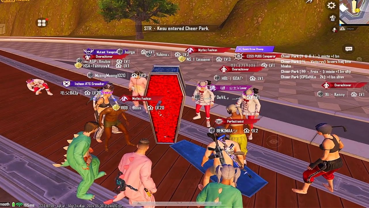 Нубский розыгрыш 🥵 в парке поддержки 😍#pubgcheerpark #noobprank #pubgxsuit #pubgmobile