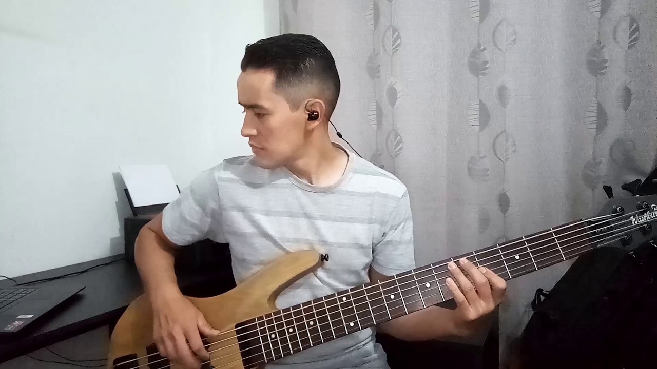 Cover en BAJO- Apiadate de mi - Víctor Manuel.