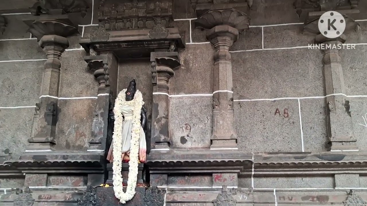 Ambal Temple within Sattainathar Temple in Sirkazhi.( Periya  Kovil).   Sri Tirunilai Nayaki Ambal 