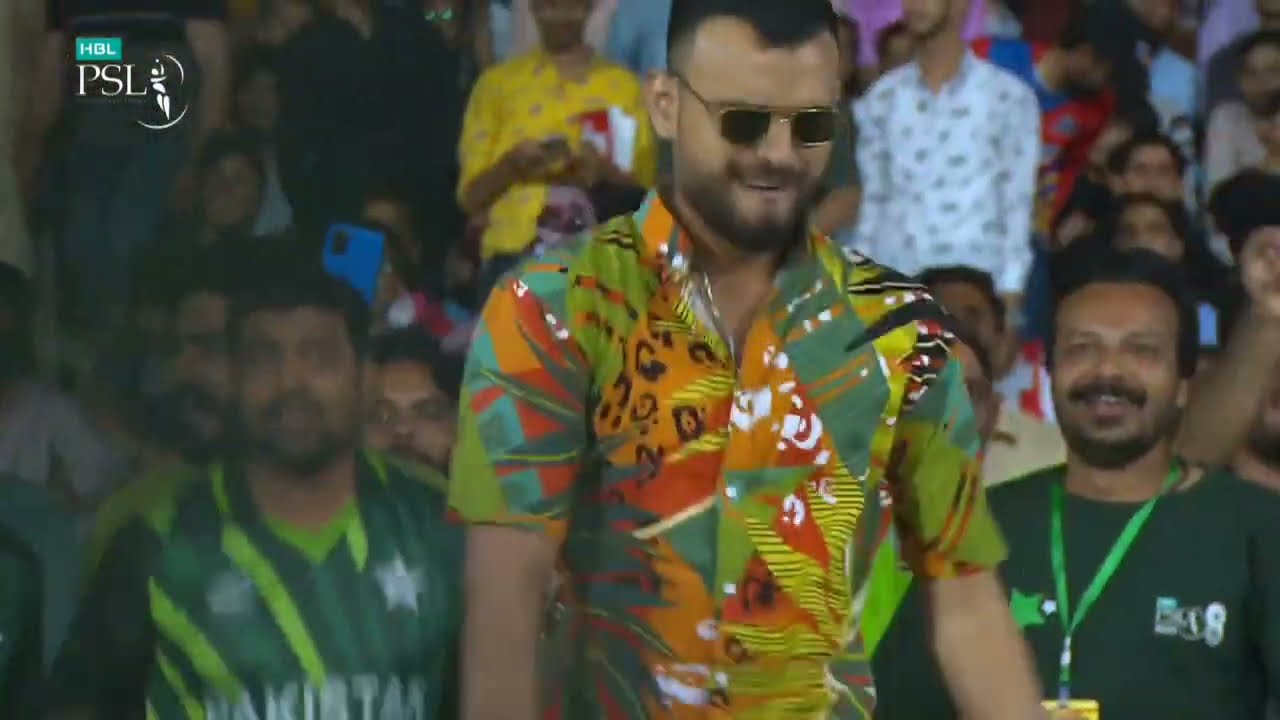 Dancer boy PSL 7 vs PSL 8 which one best...#viral