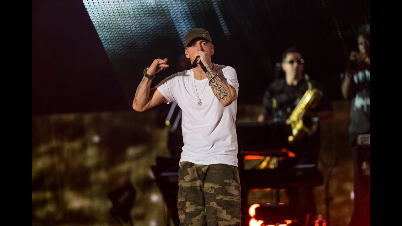 Eminem & Rihanna - The Monster Tour (Full Show @ MetLife Stadium) 16/08/2014 ePro Exclusive