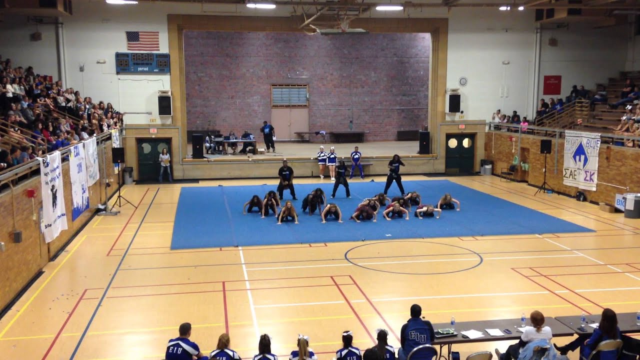 EIU Dancers - EIU Homecoming 2014 - Beyonc&eacute; Mashup