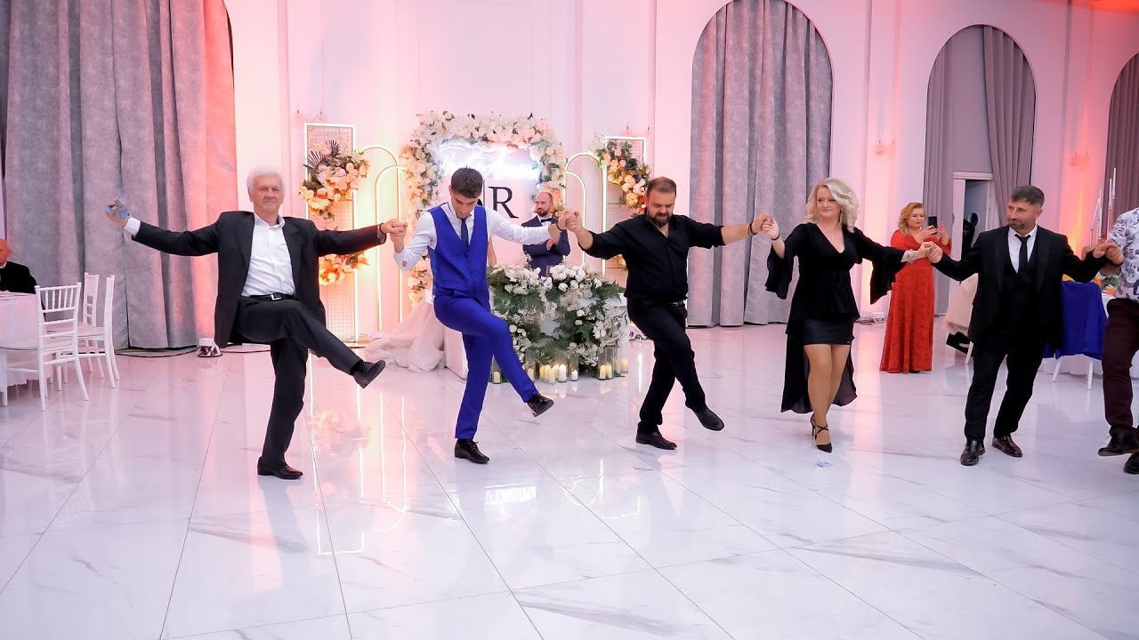 Shoqeria Greke ja mer Valles Sipas Tradites.Anduel Dervishi.Altin Marra.Bledar Shabani.Agron Tabaku.