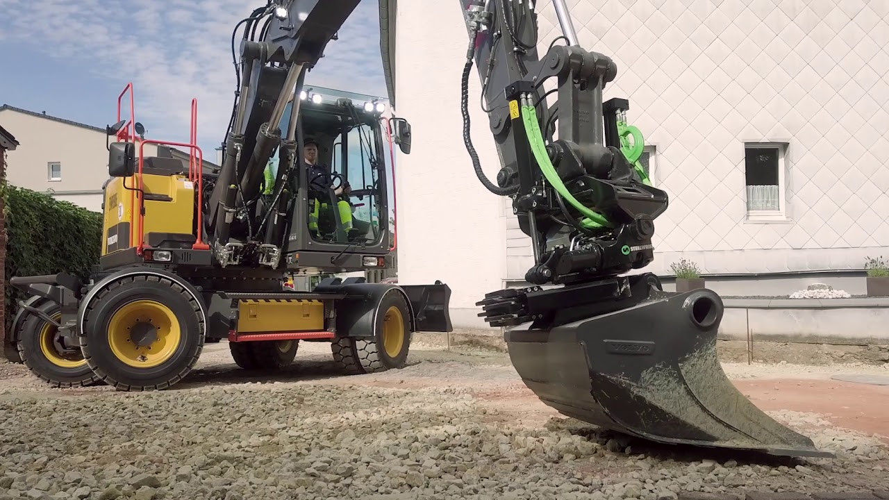 Der einzigartige Volvo-Mobilbagger EWR130E definiert den Begriff &bdquo;kompakt&ldquo; neu