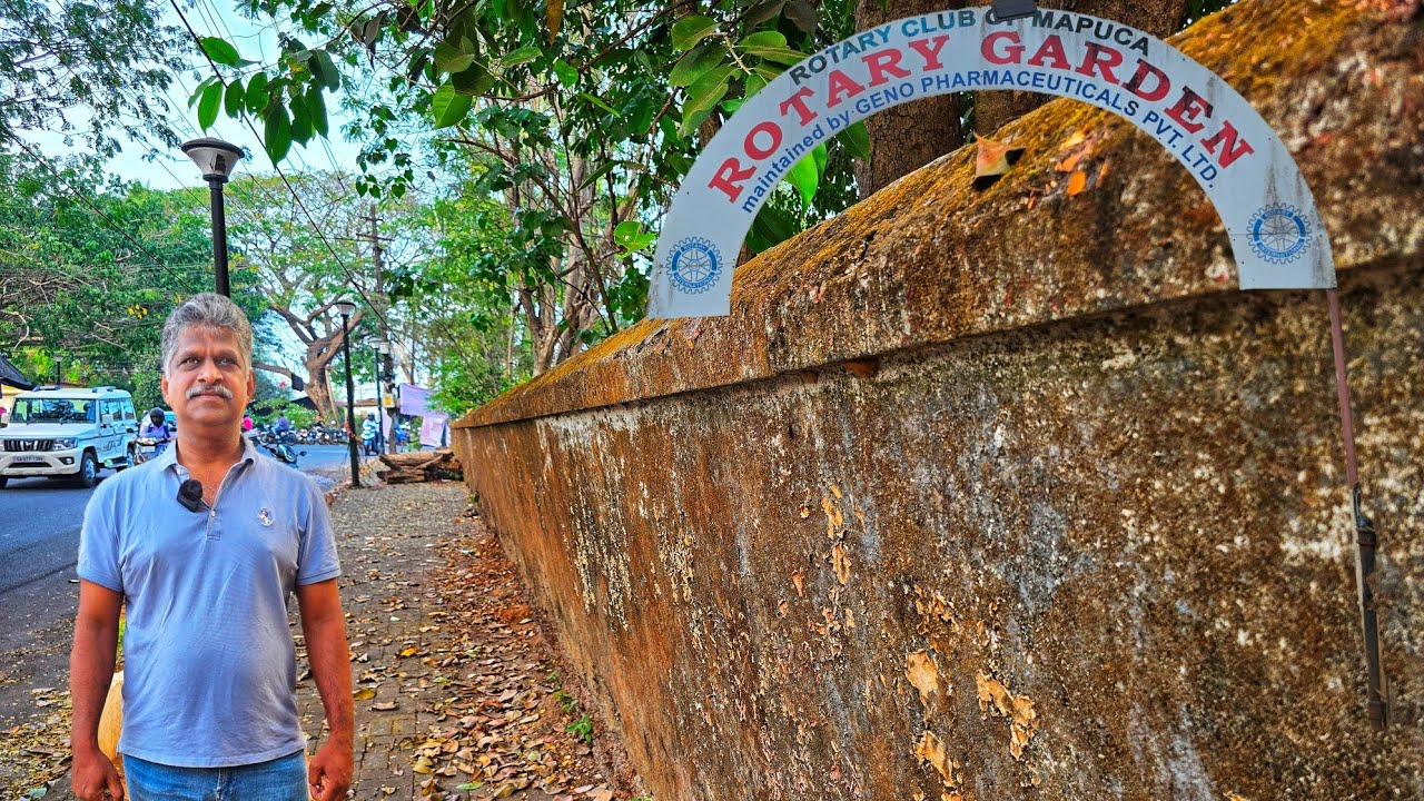 Rotary Garden Dattwadi Mapusa Compound Wall About To Collapse!