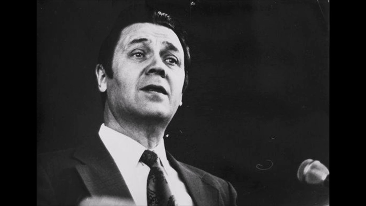 Niilo Yli-Vainio - Jeesus täytti lain - Kokkola 28.8.1977