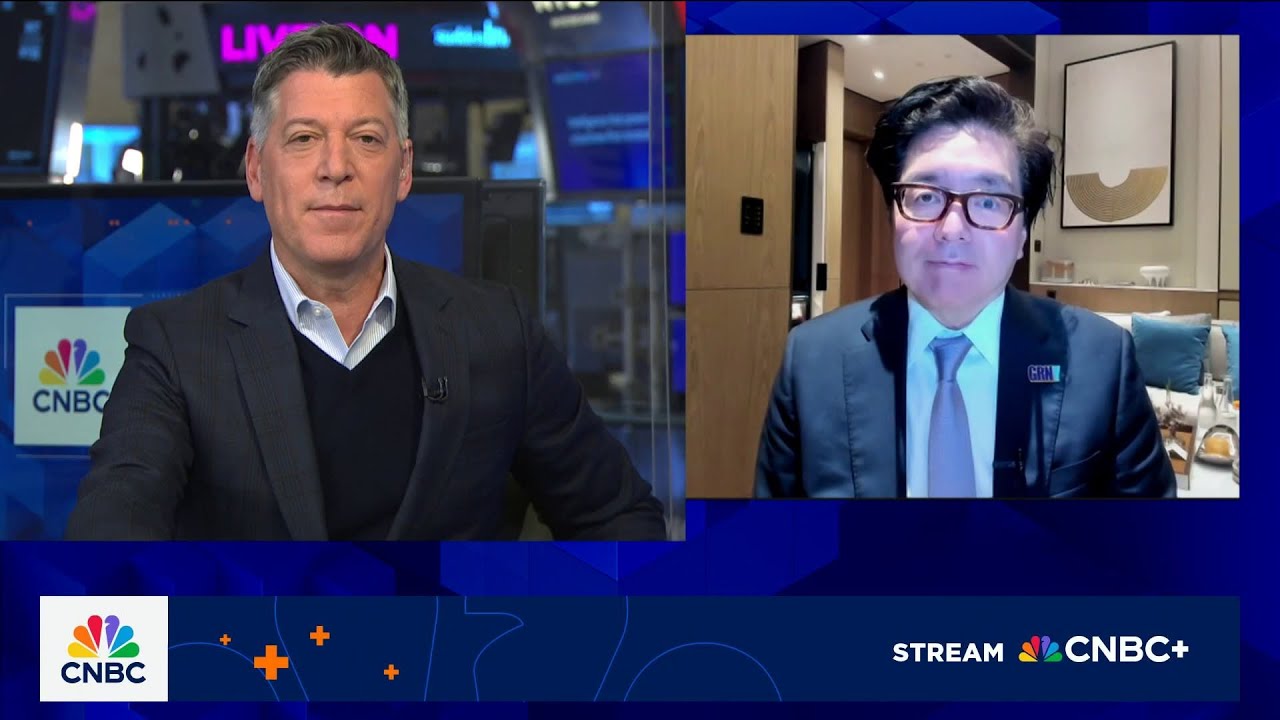 Margins are improving despite tariffs, says Fundstrat's Tom Lee