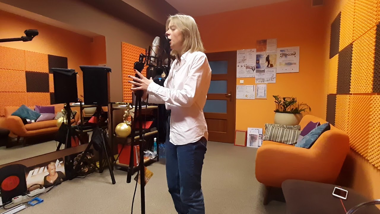 KUSZKOWSKA JULIA Polowanie na wilki (Włodzimierz Wysocki cover)