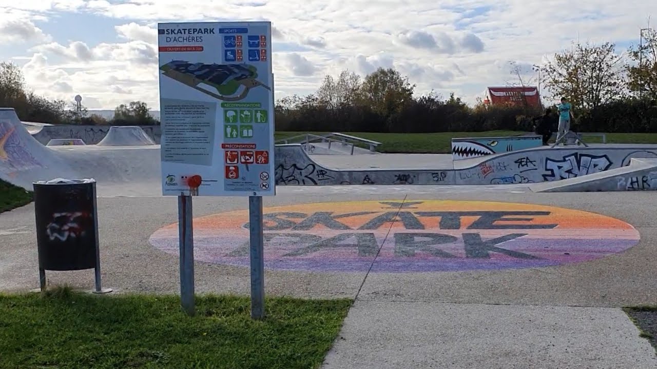 Session au skatepark d'Achères