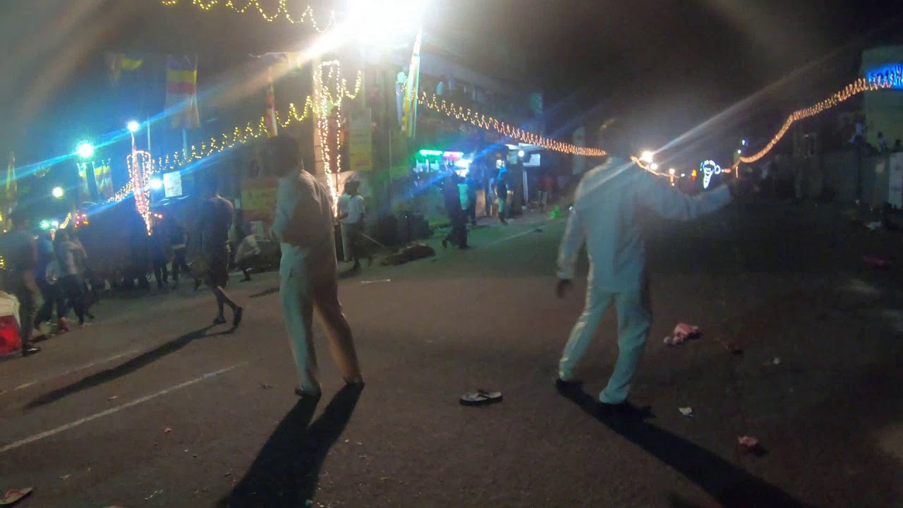 බෙල්ලන්විල රාත්‍රී පෙරහැරේ දී අලි කුපිත විමට හේතුව | sri lankan eliphant runs amok in parahera