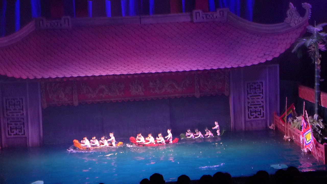 Water puppet show in Hanoi-Dragon boat race