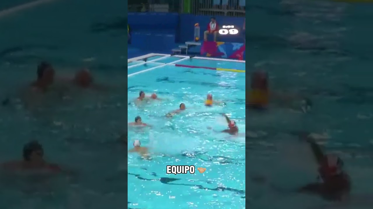 🤽&zwj;♂️ Pases precisos y un equipo en sinton&iacute;a: en el polo acu&aacute;tico 💦🤽&zwj;♀️ #panamsports #waterpolo