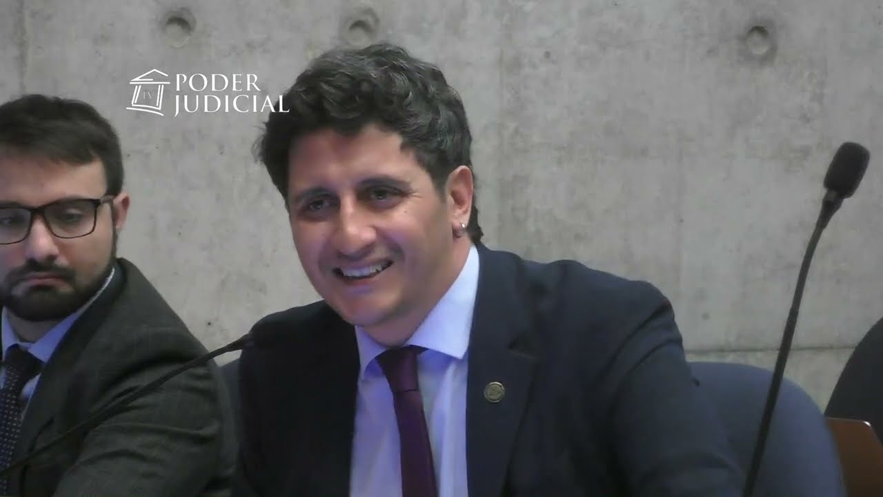 Formalización de exfiscal imputado como autor de cohecho, prevaricación y violación de secreto 12_03