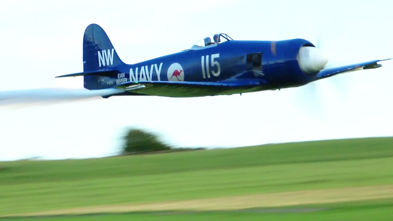 Hawker SEAFURY fast, low & loud - no announcer