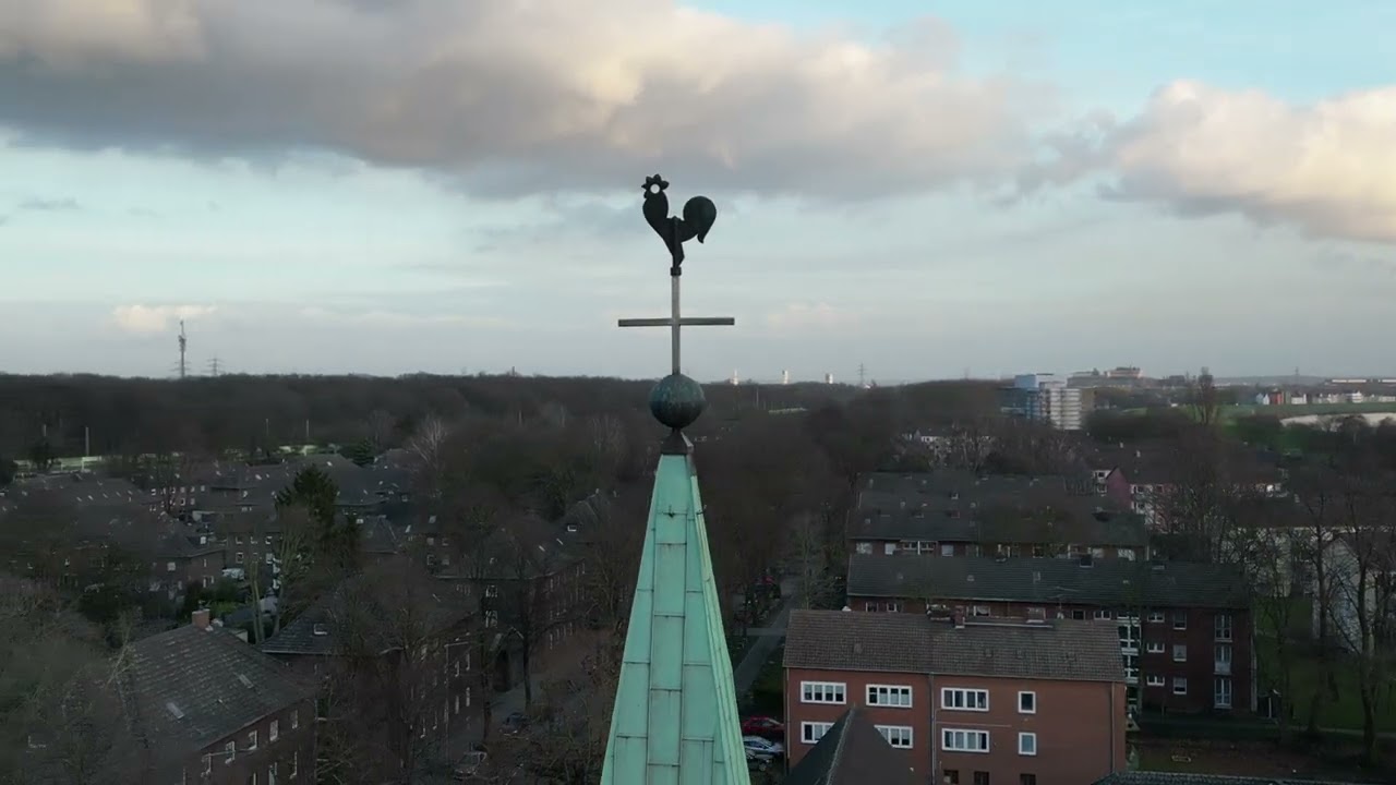 Kulturkirche Beeckerwerth.  Mit der Mini 3 das sch&ouml;ne Wetter ausgenutzt.