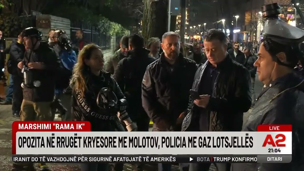Policia me ujë e protestuesit me fishekzjarr dhe molotov- Tensioni në ish Bllok