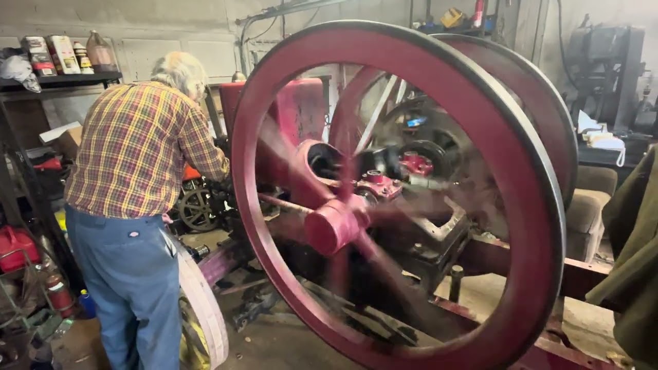 10hp Farmers Favorite antique engine first start in years
