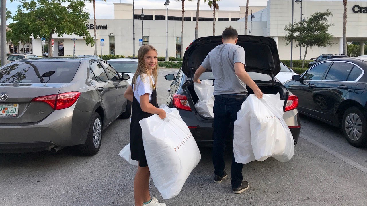 МОЯ КОМНАТА ШОППИНГ ФАКТ о БАРВИНЕ  ПАПА промок, МАМА не может выбрать