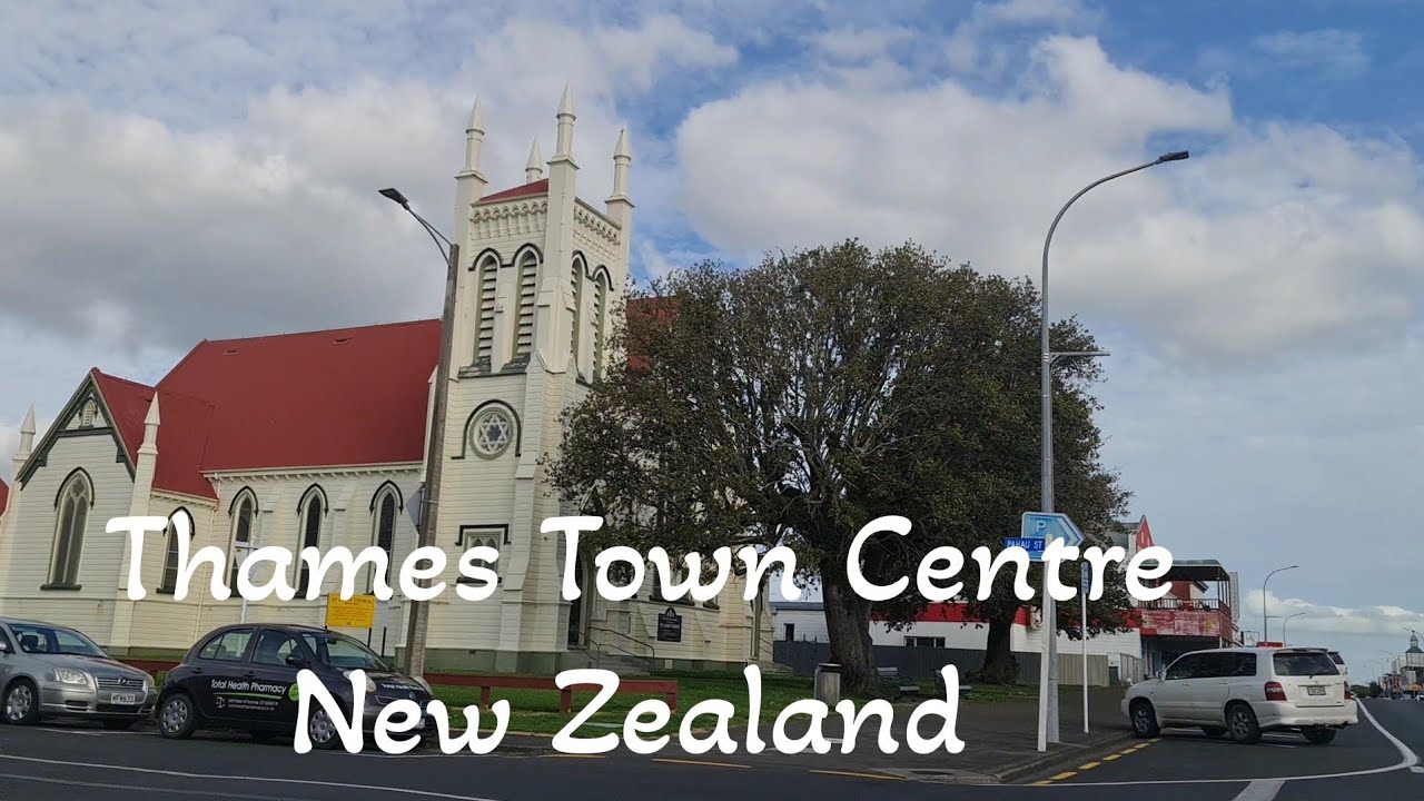Drive Through Thames Town Centre, New Zealand,  August 2021
