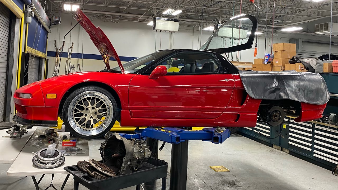 Eddie's 1993 Acura NSX NA1 - Brand New Science of Speed Clutch Installation (Episode 2)