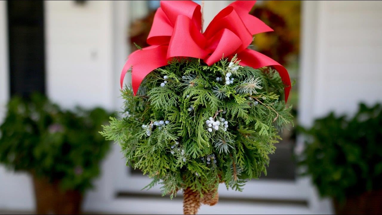 DIY Holiday Kissing Ball | Easy Festive Decoration by Proven Winners
