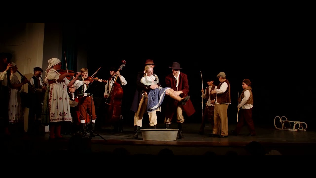Folklórní soubor Kvítek, Hradec Králové - Lovení kaprů