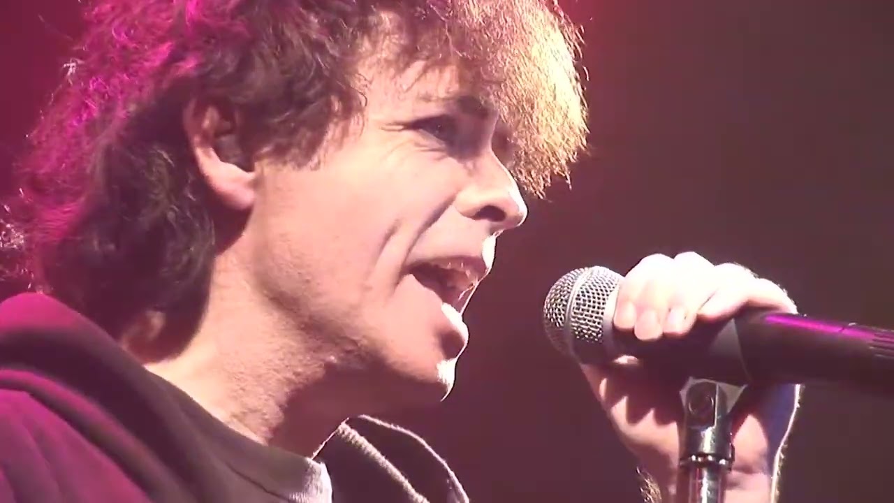 IQ - No Love Lost [Live 2011]