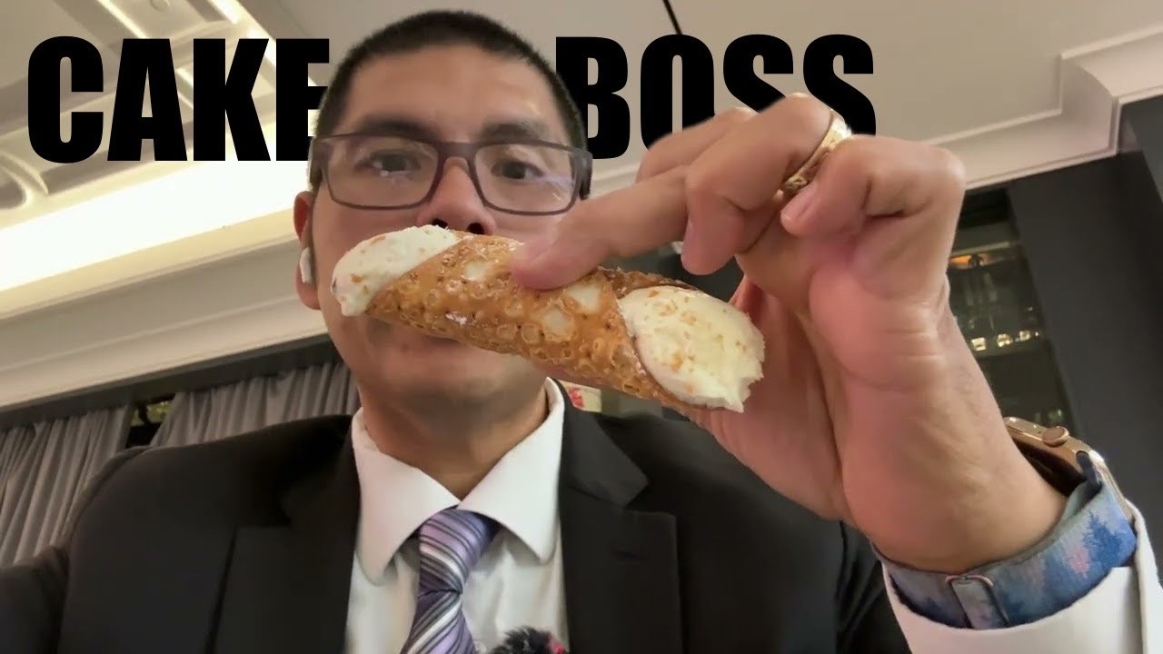 Cake Boss Cannolis at Carlos Bakery Las Vegas!