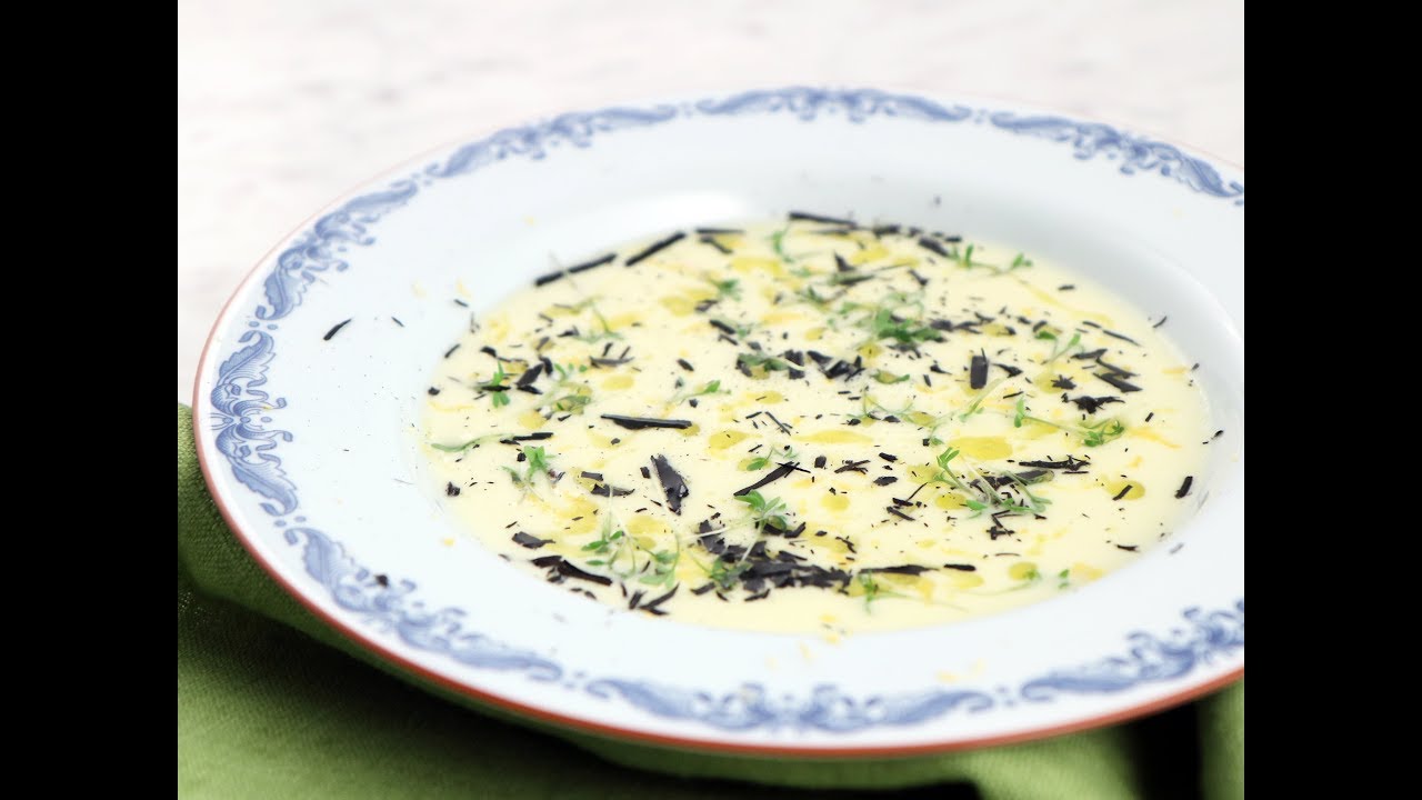 Potatissoppa med smörig purjolök - Köket