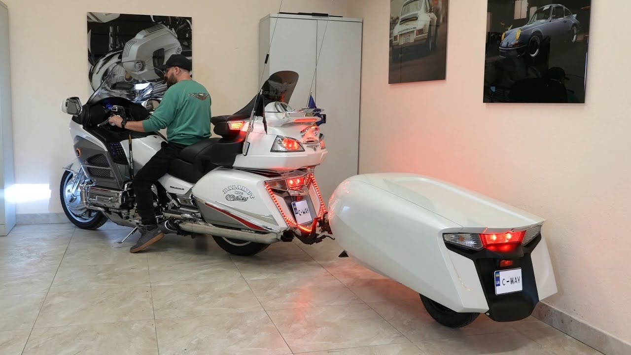 Honda Goldwing one wheel Trailer 