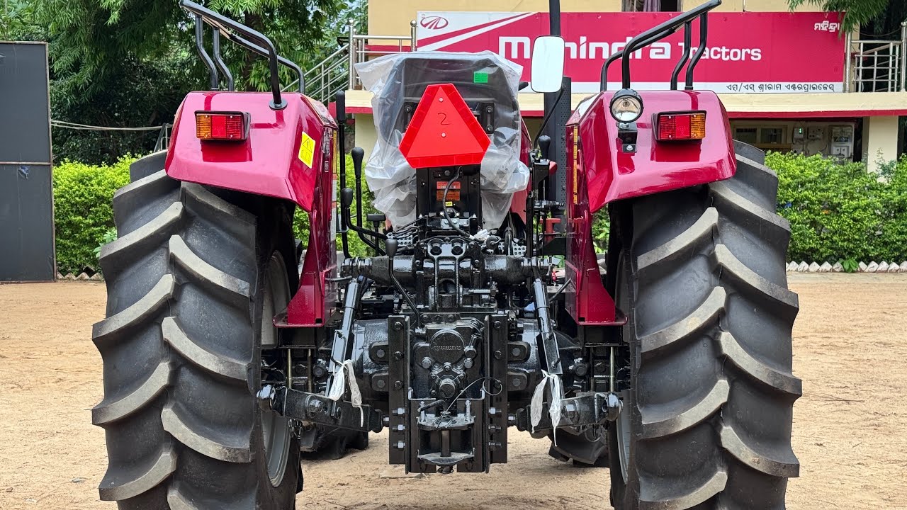 Special Edition wala Mahindra ka ye Tractor John deere Swaraj Dealer walo ko Heart attack dega