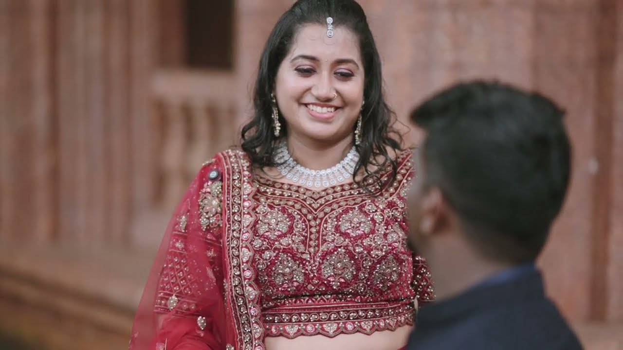 ENGAGEMENT HIGHLIGHT // VARUN & AASNA // CAMGRID PICTURES