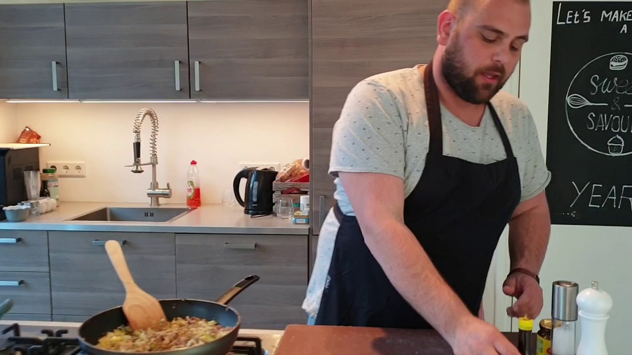 Corona kookles: Spitskool ovenschotel