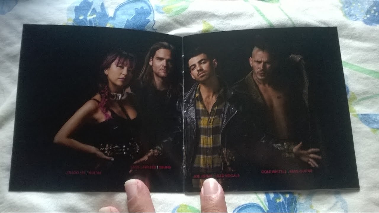 Unboxing Cd DNCE