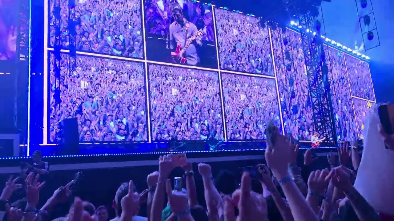 Oasis - Don't look back in Anger 2025.7.4 Cardiff