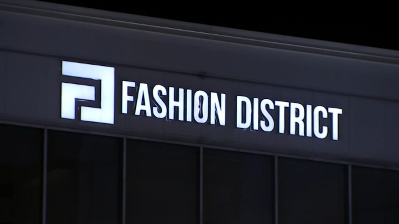 What is the future of Fashion District Philadelphia after owner files bankruptcy, relinquishes shop