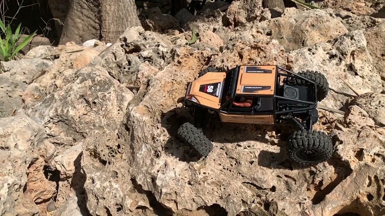 JJRC C8808 first run on rocks