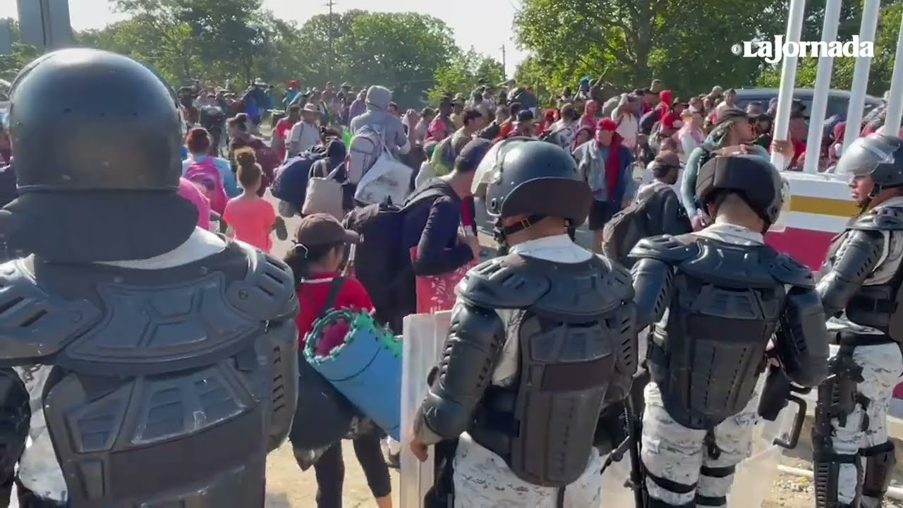 Caravana migrante llega a Villa Comaltitlán, Chiapas