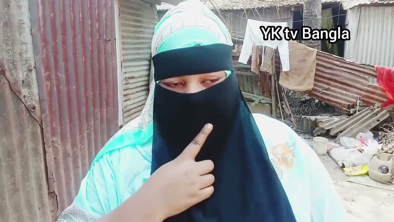 পরের সংসার ভাঙতে আসি নাই গৃহস্থ ঘরের মেয়ে সংসার ঠিক রাইখা যদি আমাকে রাখতে পারে রাজি আছি।
