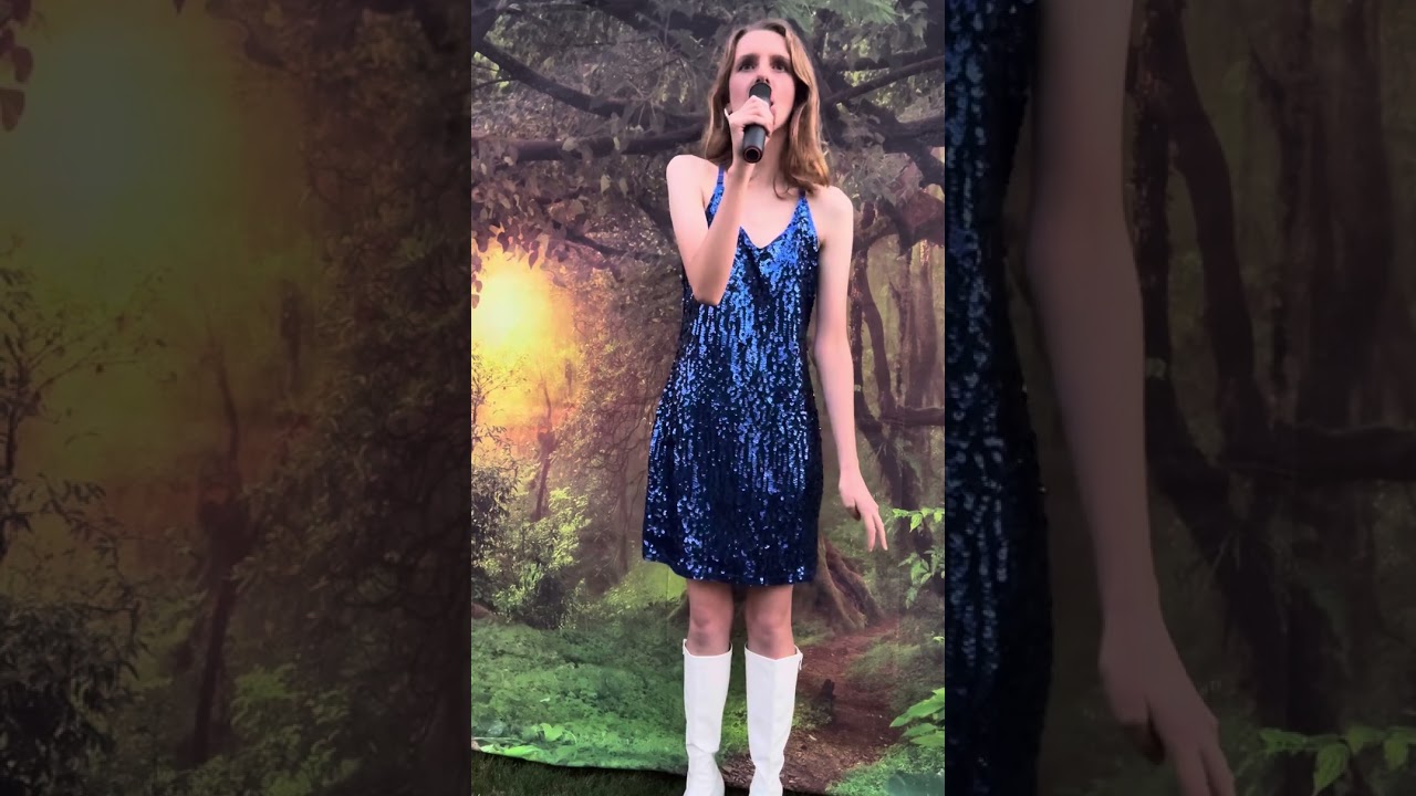 I Know Places Cover ~ Taylor Swift #taylorswift #bluedress #1989 #singingcover #viralvideo #youtube 