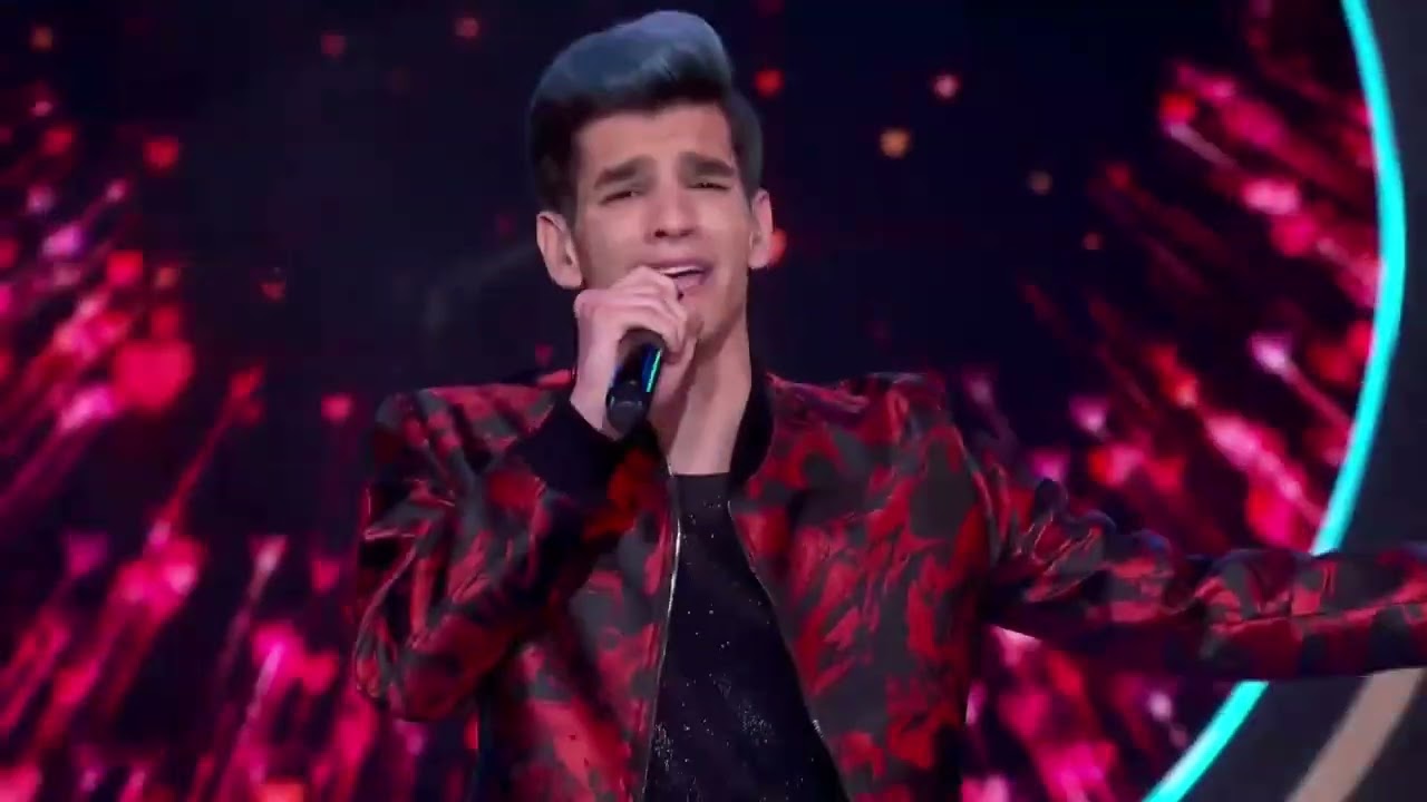 Nelson abrió el concierto de La Academia con la canción 