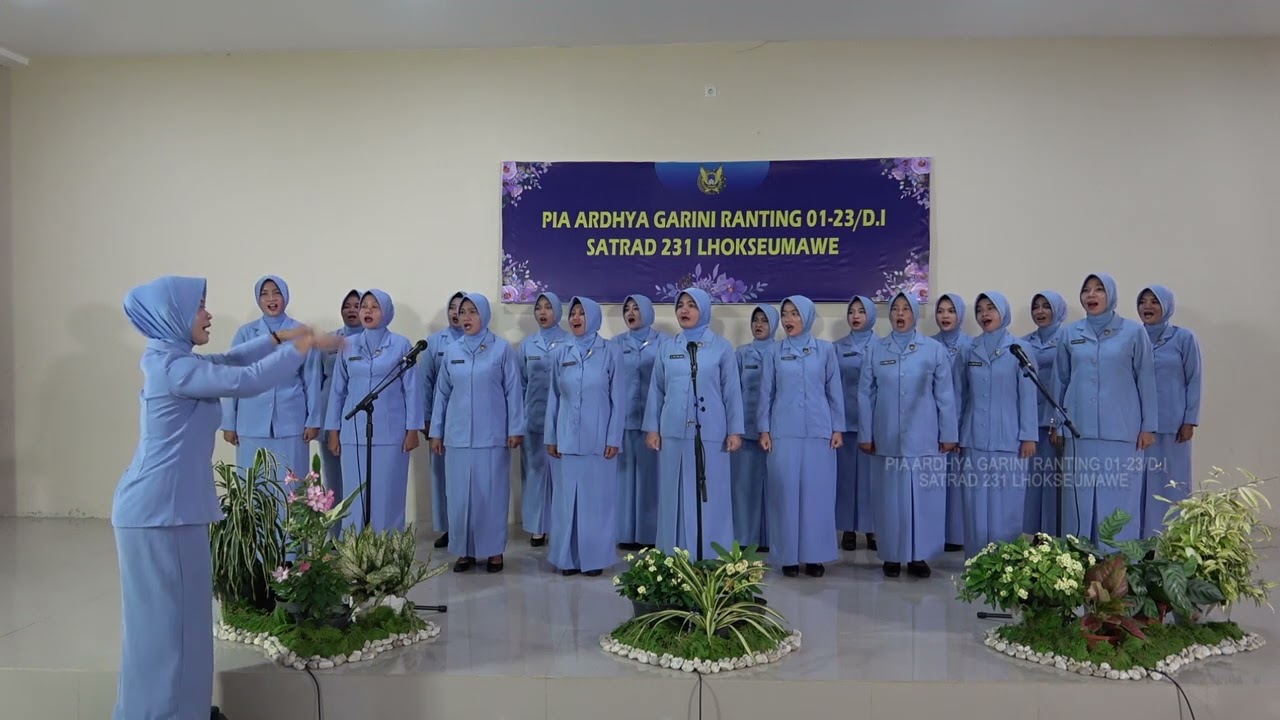 Paduan Suara Hymne dan Mars PIA Ardhya Garini oleh PIA AG RTG 01-23/D.I Satrad 231 LSE