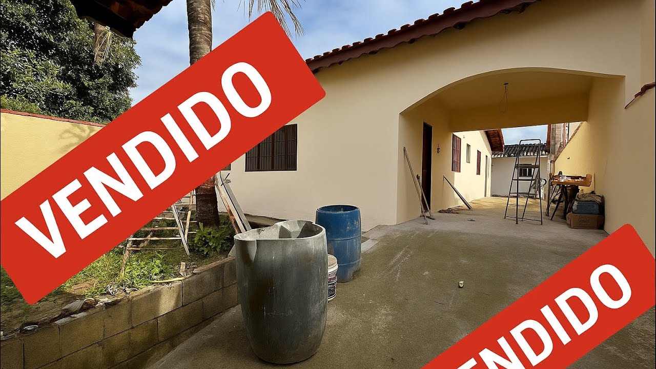Casa com grande potencial  para reforma na praia de Peruíbe (preço no final do vídeo)