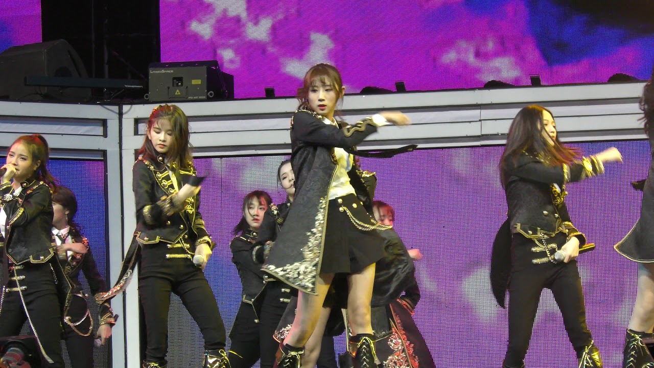 SNH48 第四届B50金曲大赏 2位 光之轨迹  (SNH48 Team NⅡ)
