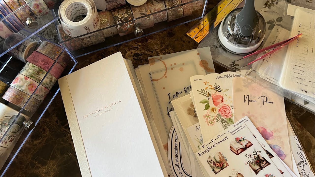 PaperTess Designs Yearly Undated Planner Set Up| #planner #plannersetup #plans #planning