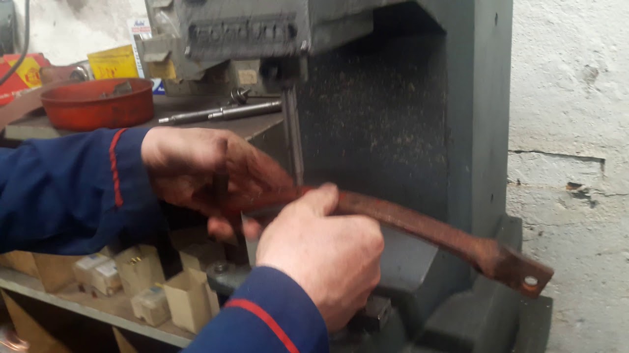 Rivetage ferrodo sur m&acirc;choire