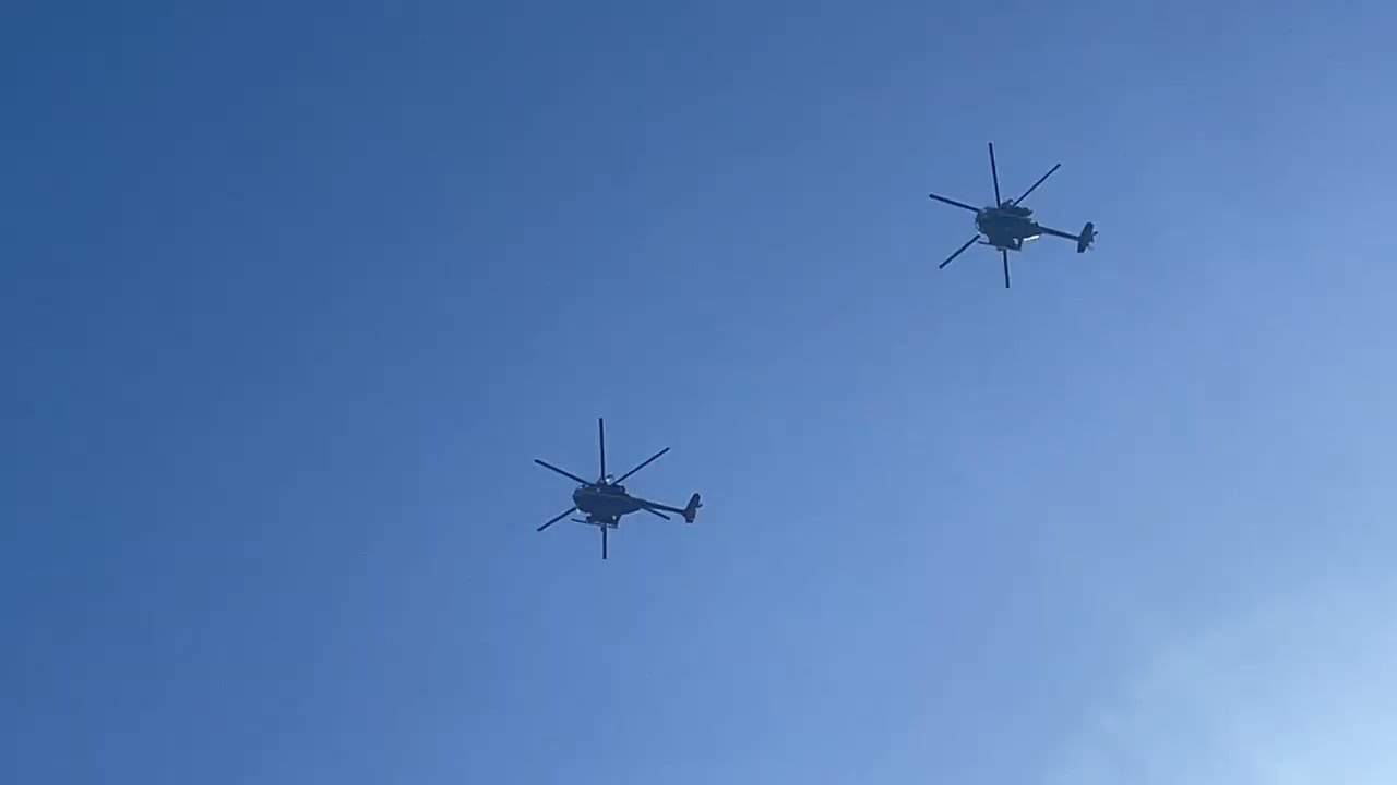 Epic Military Helicopter Flyover 