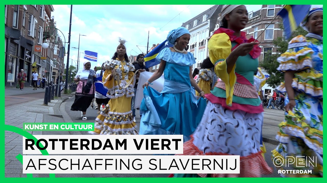 Honderden mensen lopen mee in Keti Koti optocht door Rotterdam | KUNST EN CULTUUR