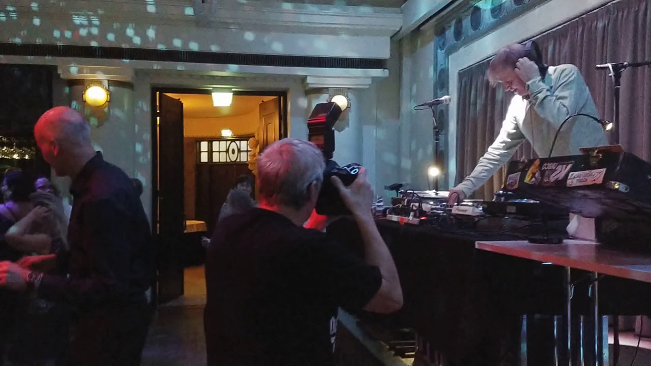 Night Fever Goes Botta 02.11.2018 🎶🎤🎧